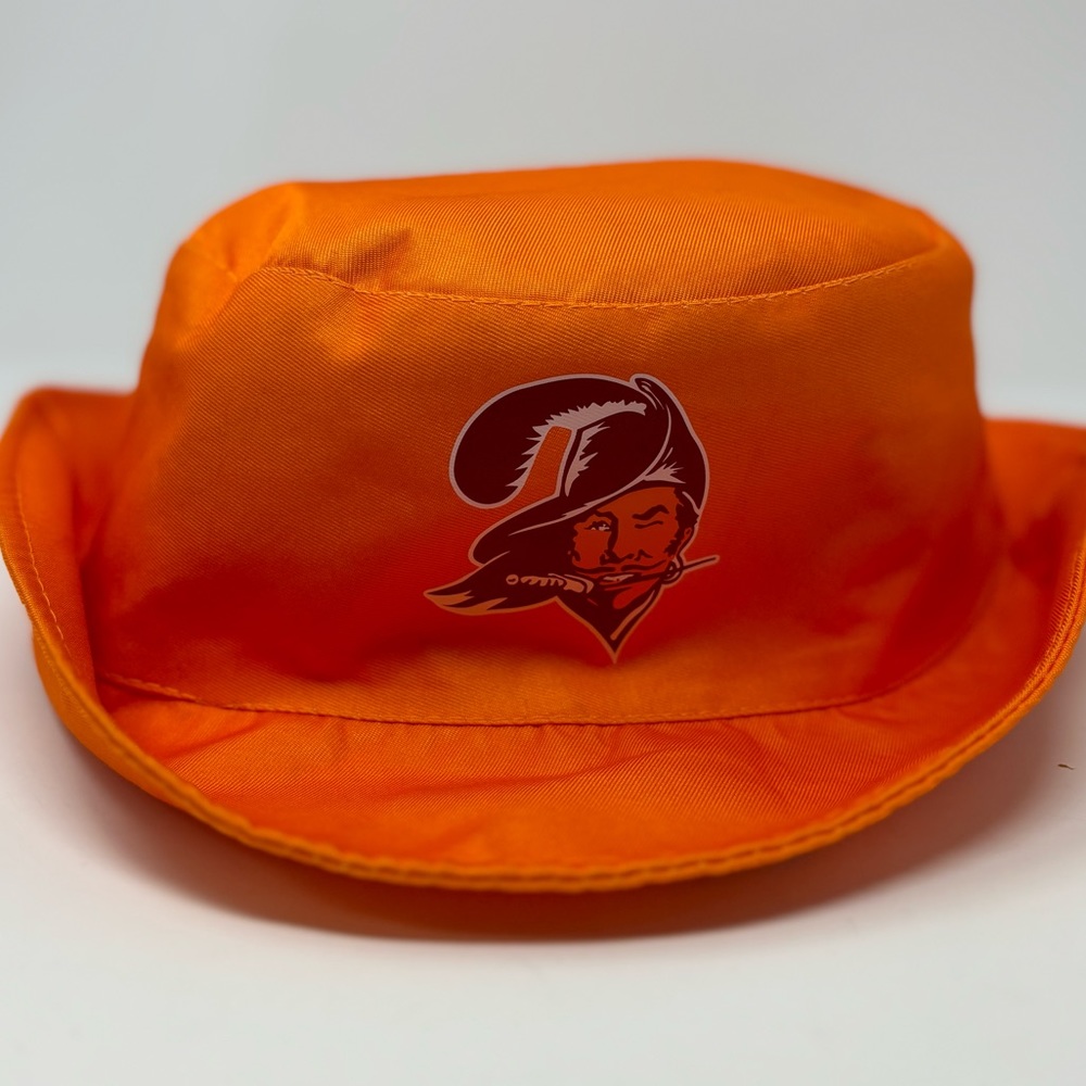 Tampa Bay Buccaneers NFL licensed bucket hat, orange with retro logo